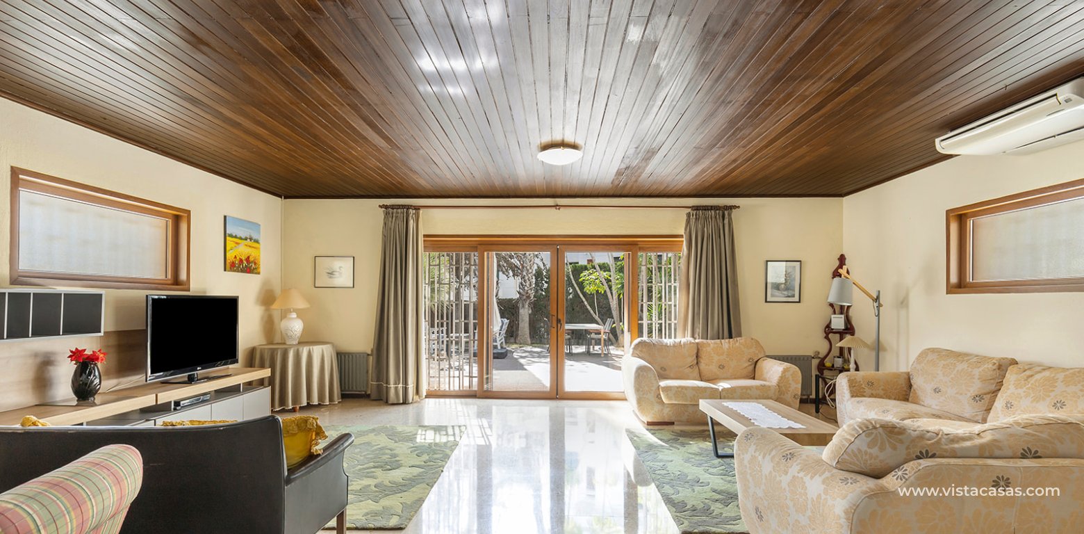 Resale - Villa - Villamartin