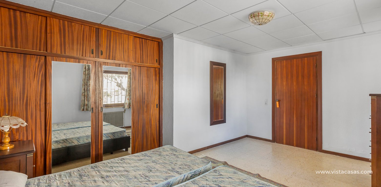 Resale - Villa - Villamartin