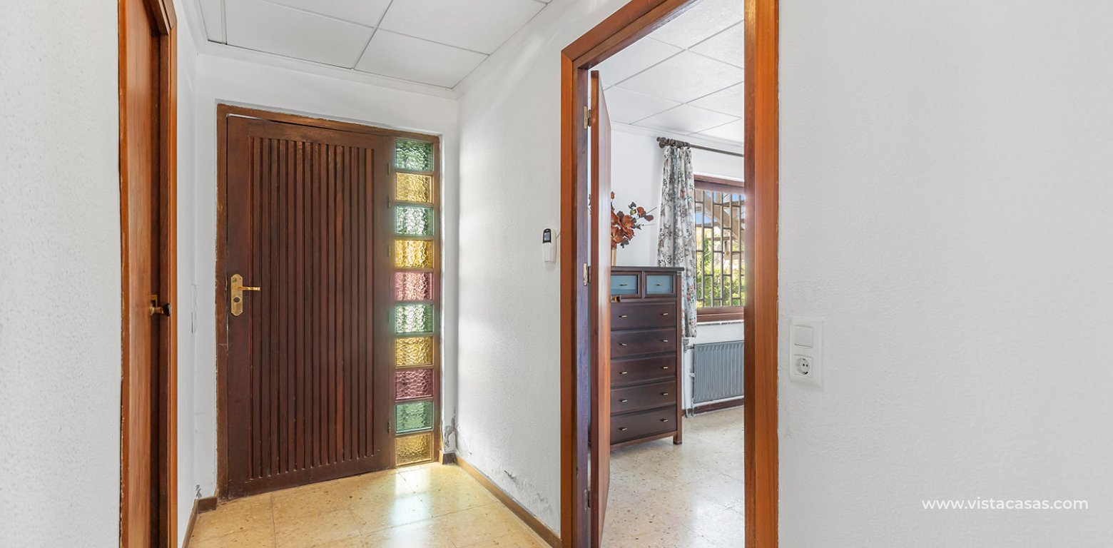 Resale - Villa - Villamartin