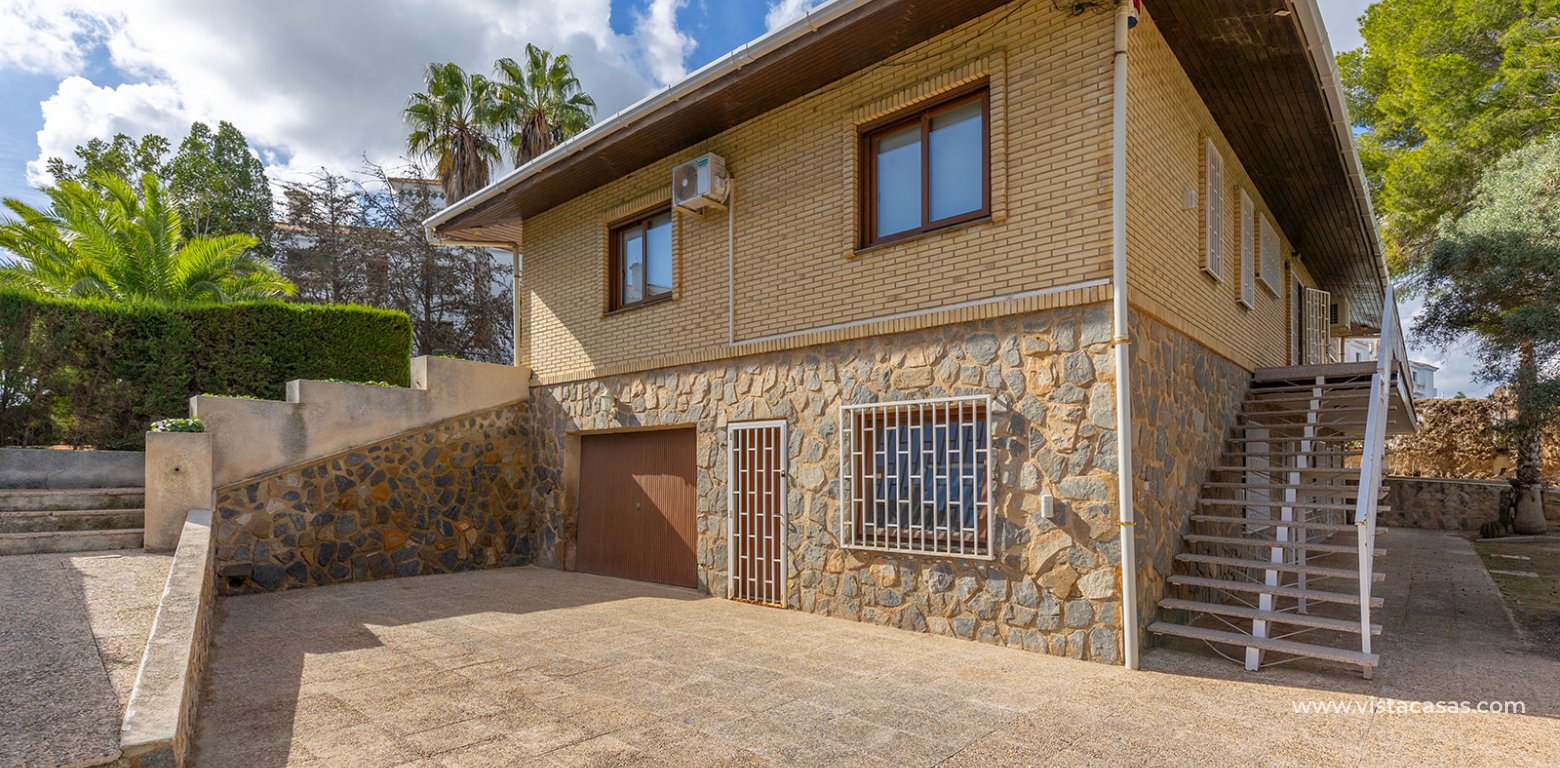 Resale - Villa - Villamartin