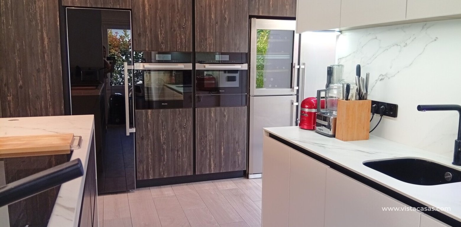 Resale - Villa - Algorfa - La Finca Golf Resort