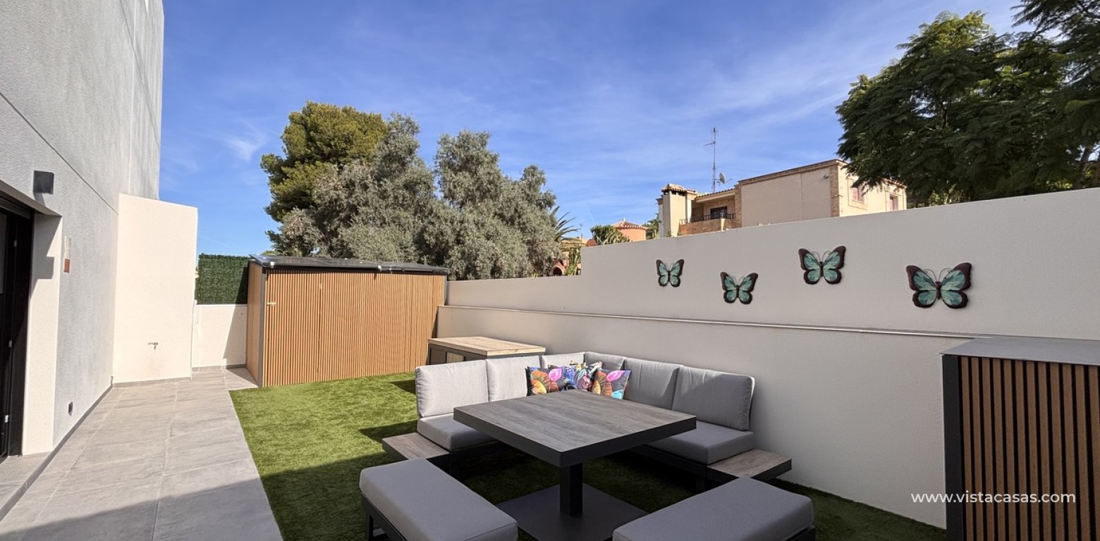 Resale - Villa - Villamartin