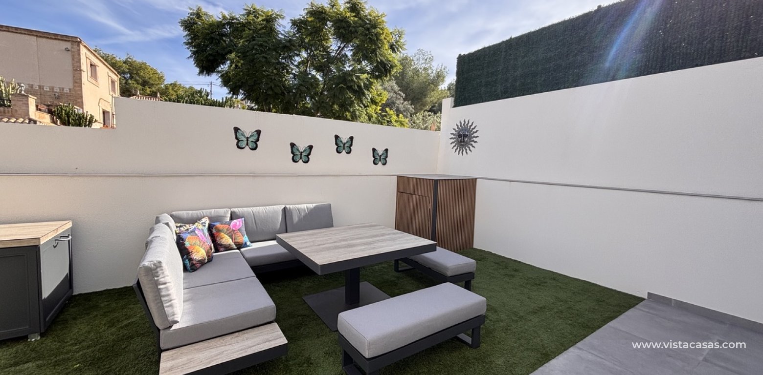 Resale - Villa - Villamartin