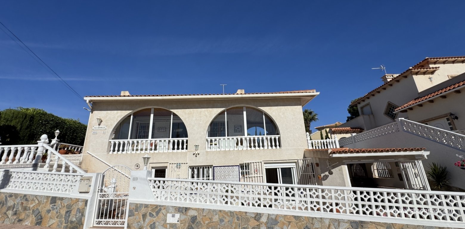 Sale - Villa - Villamartin