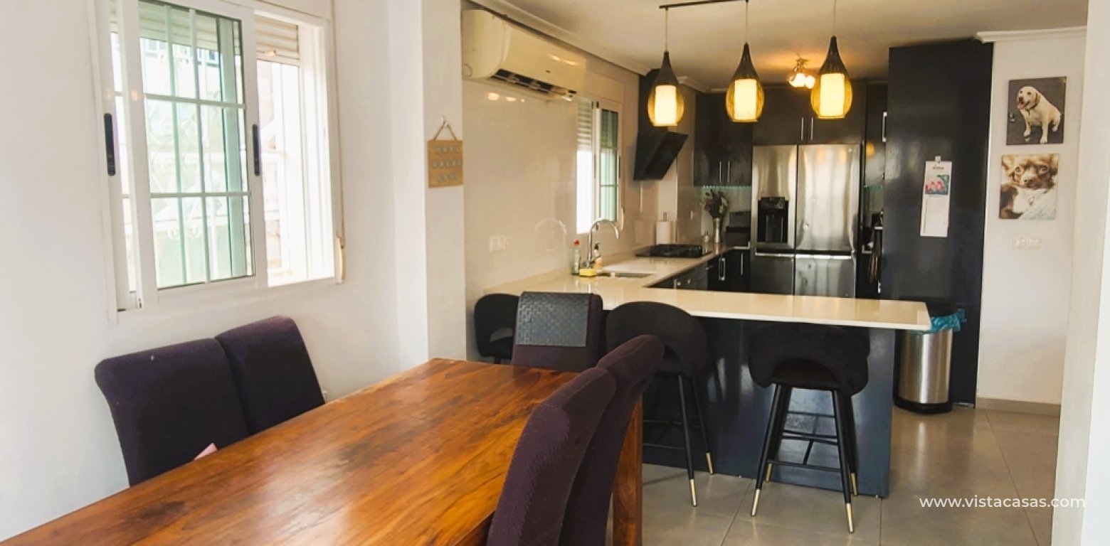 Resale - Villa - Villamartin