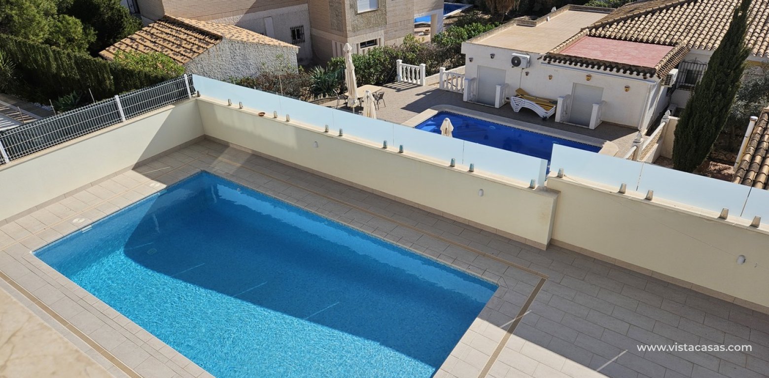 Venta - Chalet - La Zenia