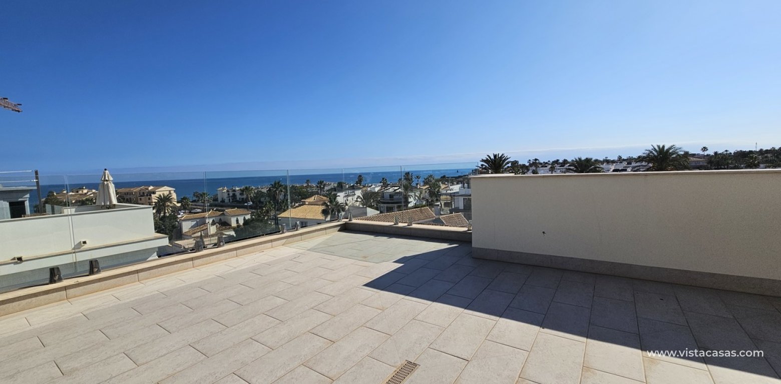 Venta - Chalet - La Zenia