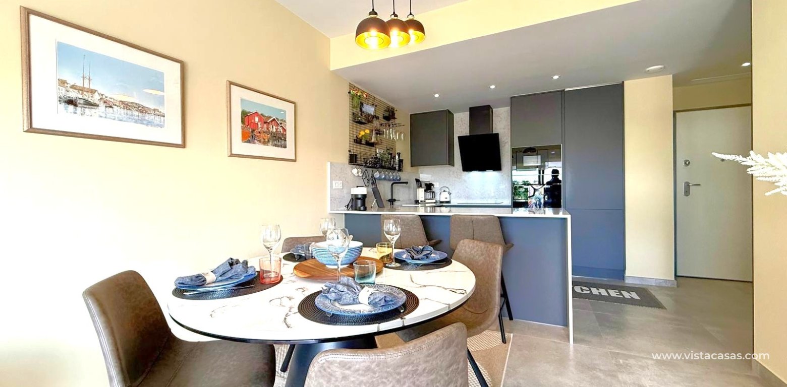 Resale - Apartment - Villamartin