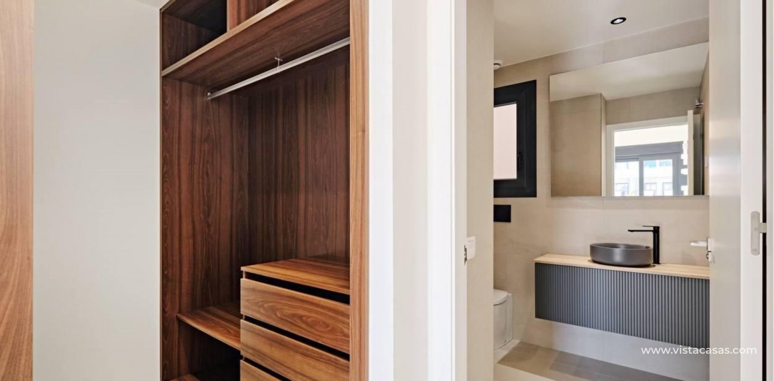 Resale - Apartment - Torrevieja - La Veleta