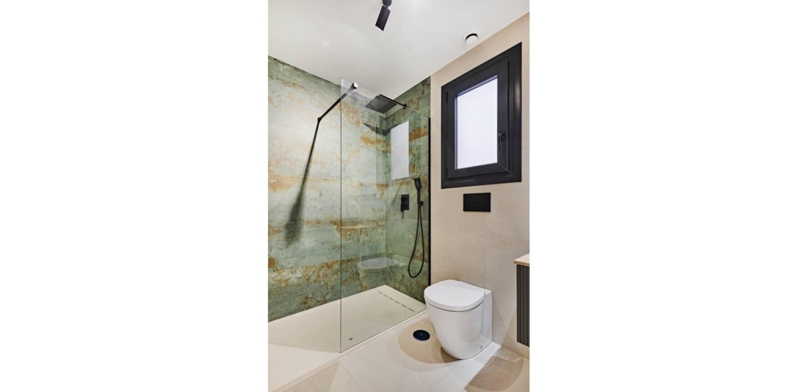 Resale - Apartment - Torrevieja - La Veleta