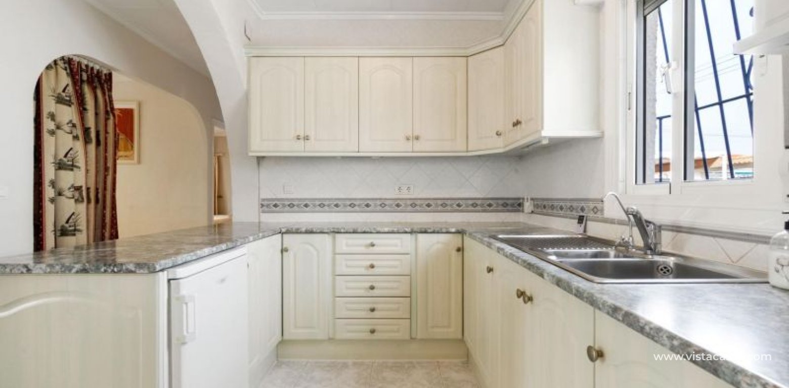 Resale - Villa - Torrevieja - San Luis