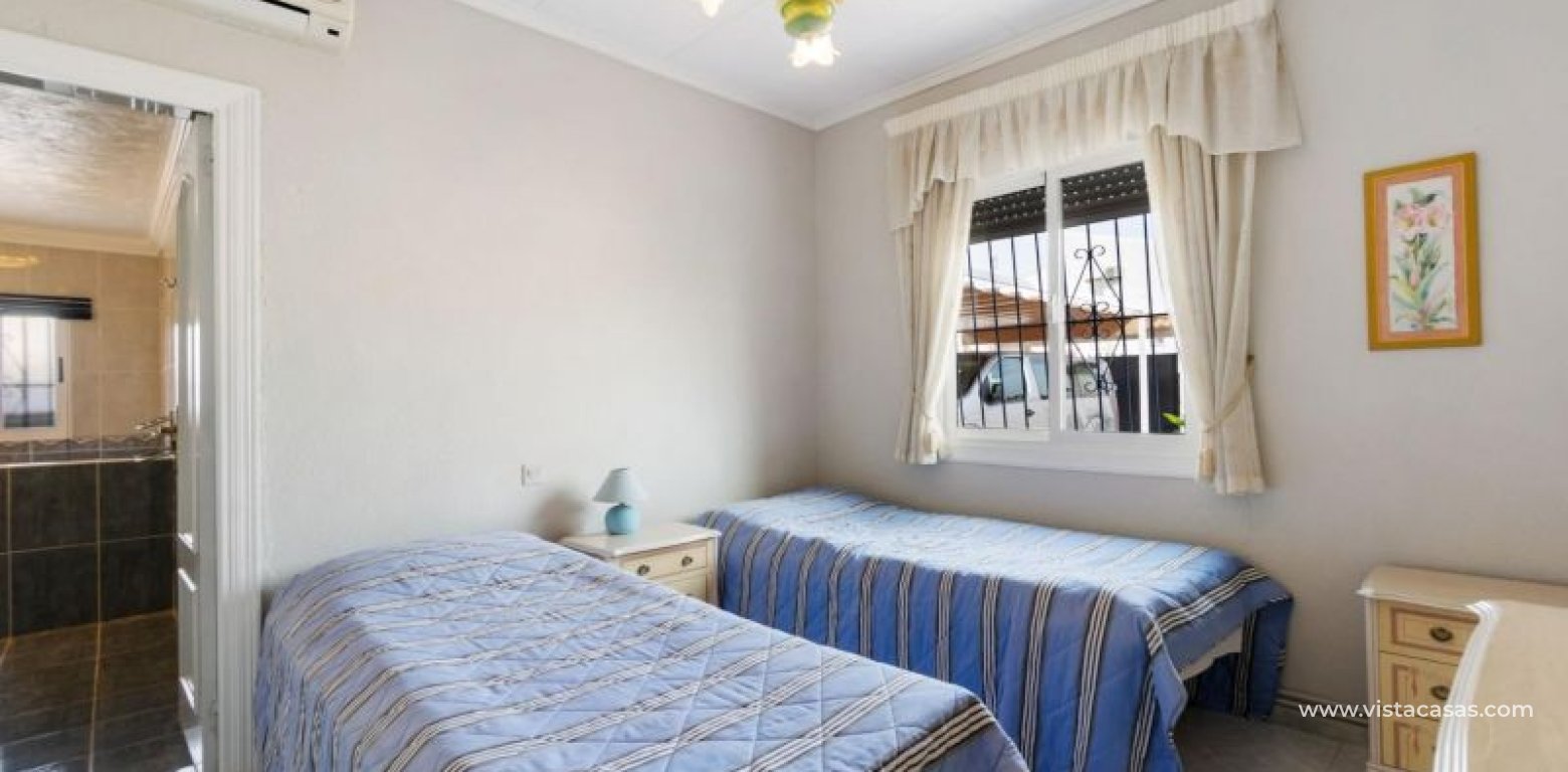 Resale - Villa - Torrevieja - San Luis