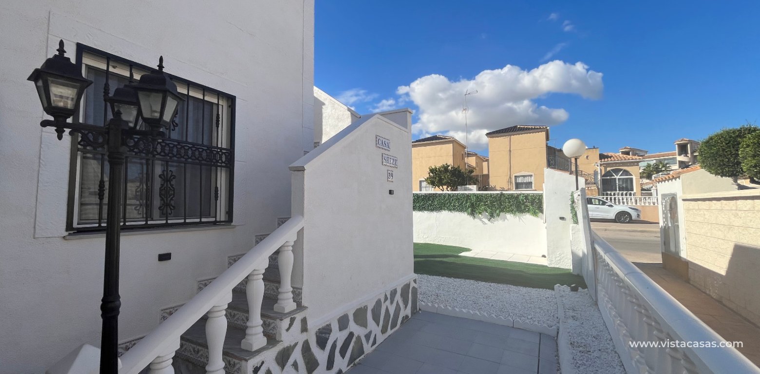 Sale - Bungalow - Punta Prima