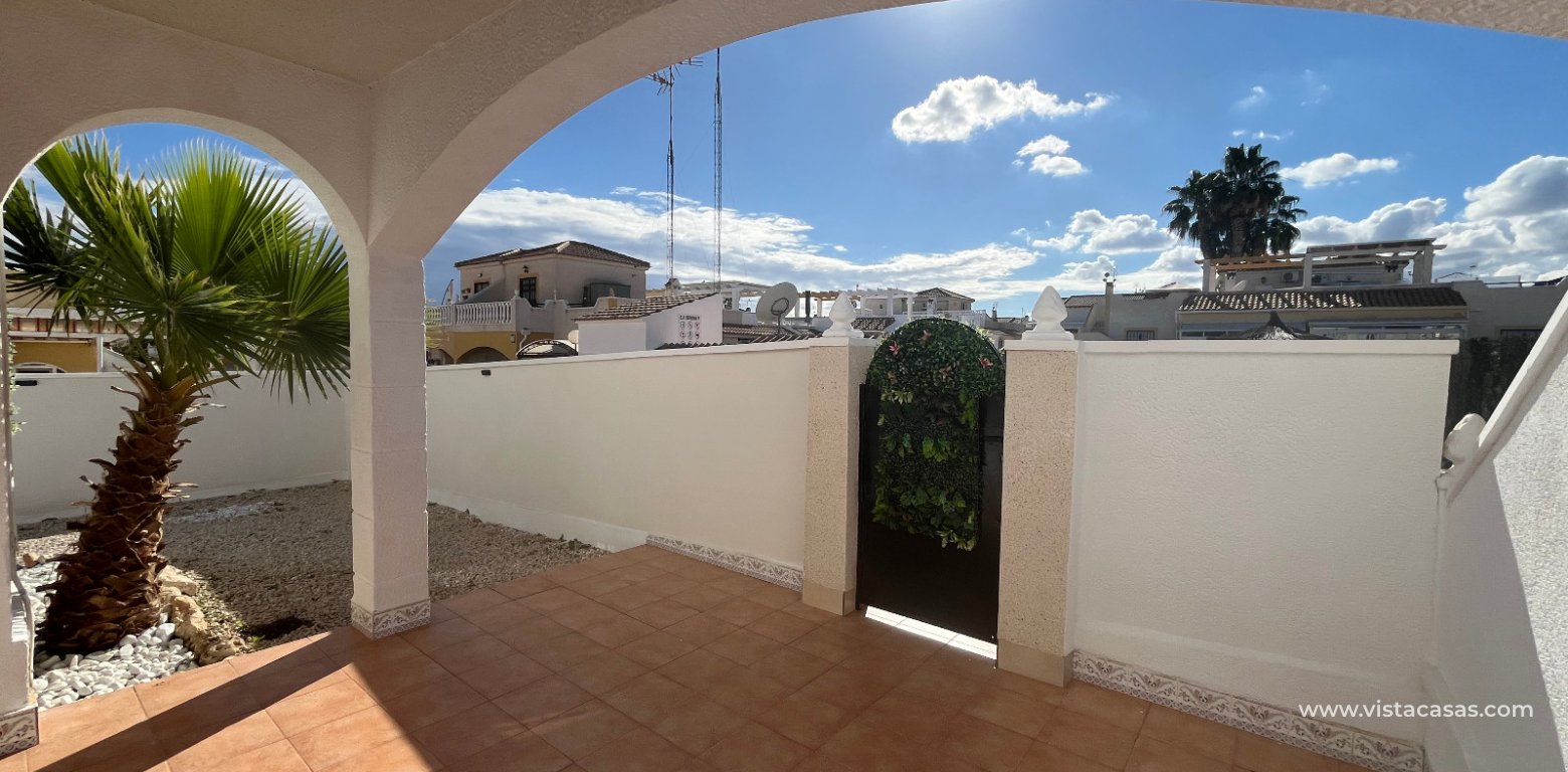 Vente - Maison Mitoyenne - Punta Prima