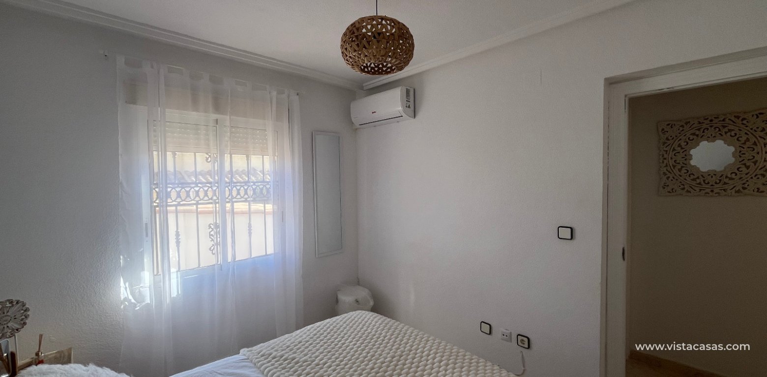 Vente - Maison Mitoyenne - Punta Prima