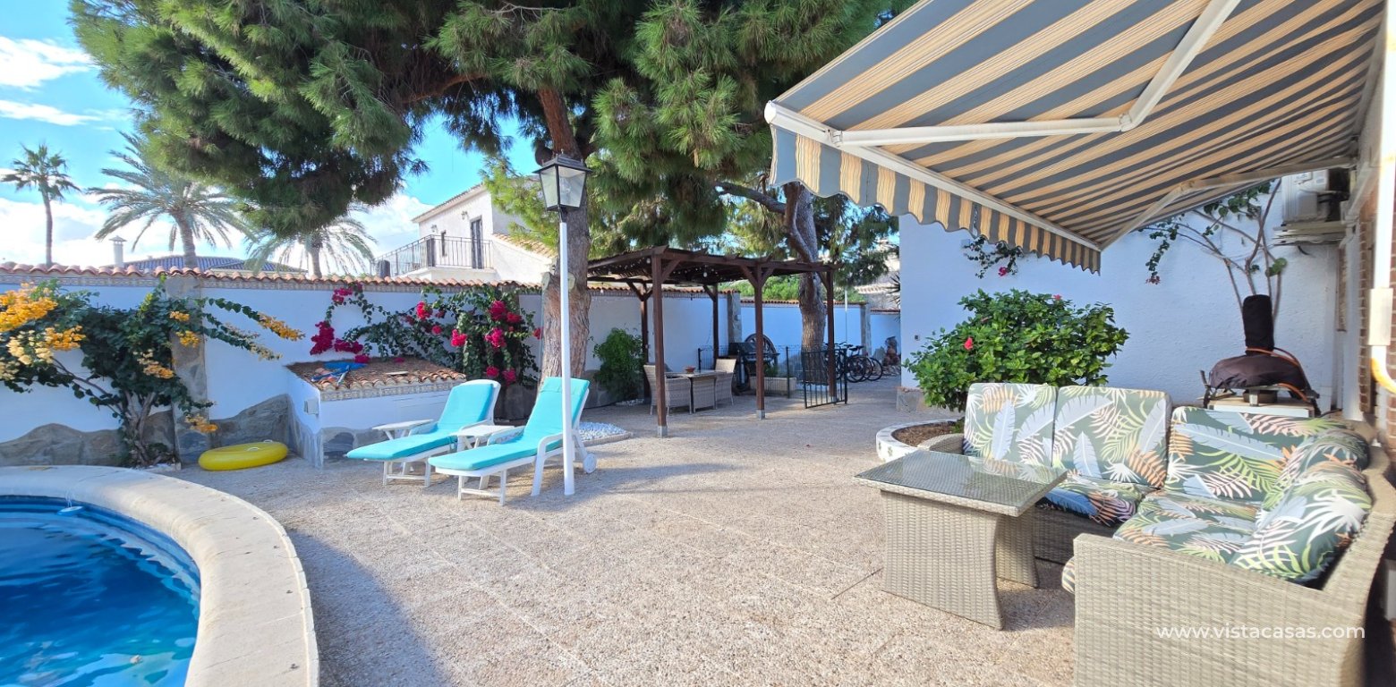 Resale - Villa - Cabo Roig