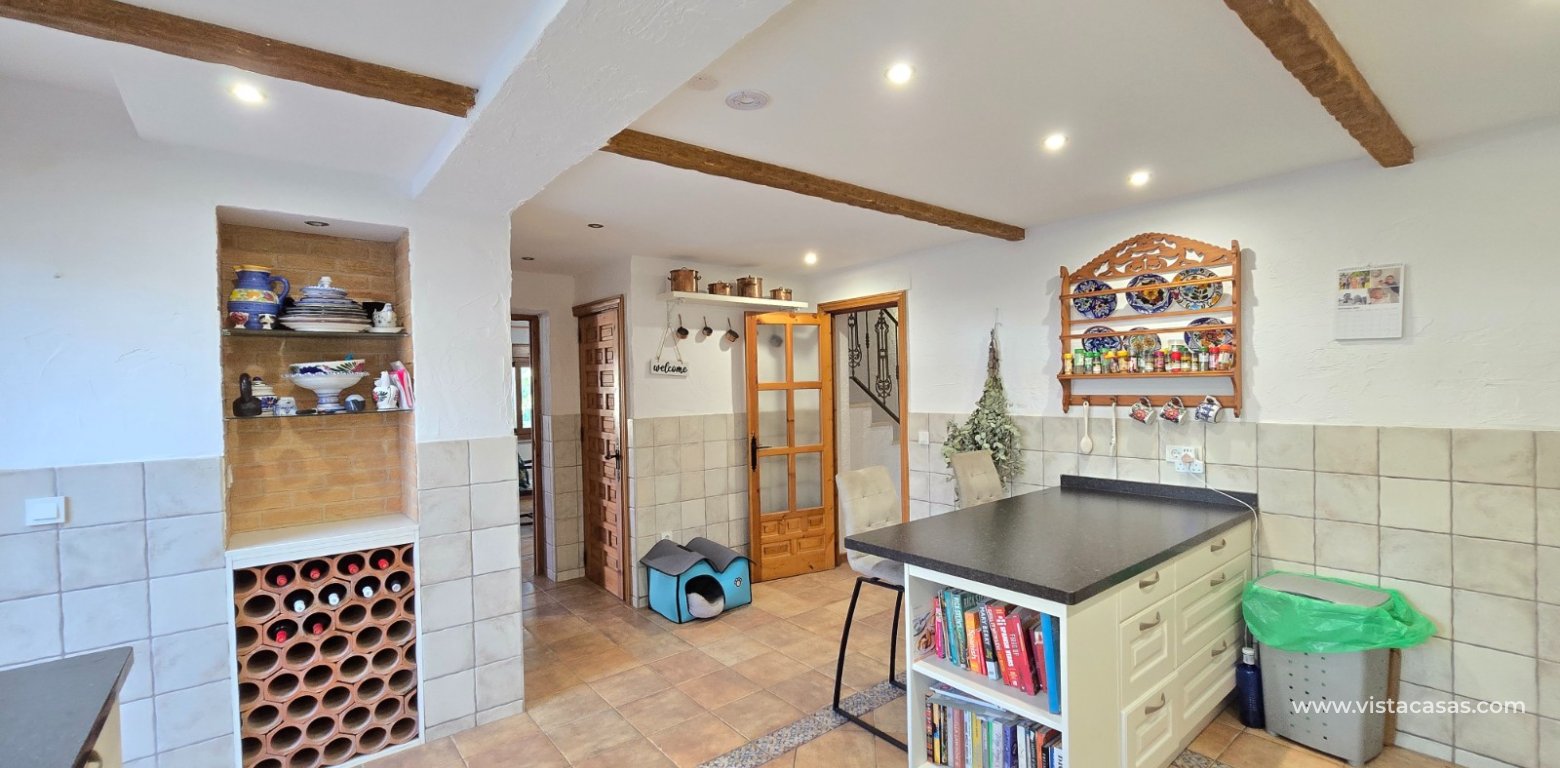 Resale - Villa - Cabo Roig