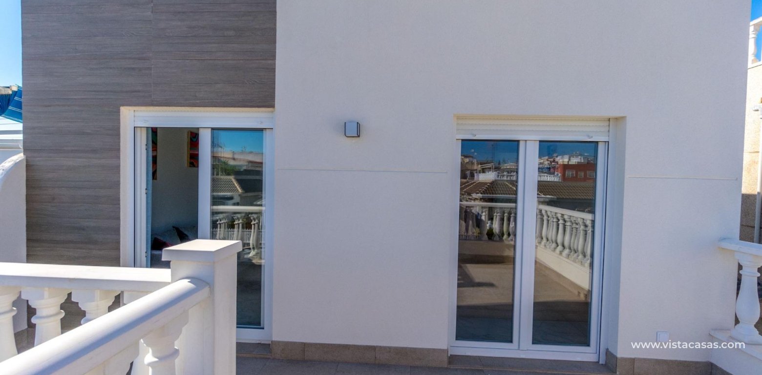 Resale - Villa - Torrevieja - El Chaparral