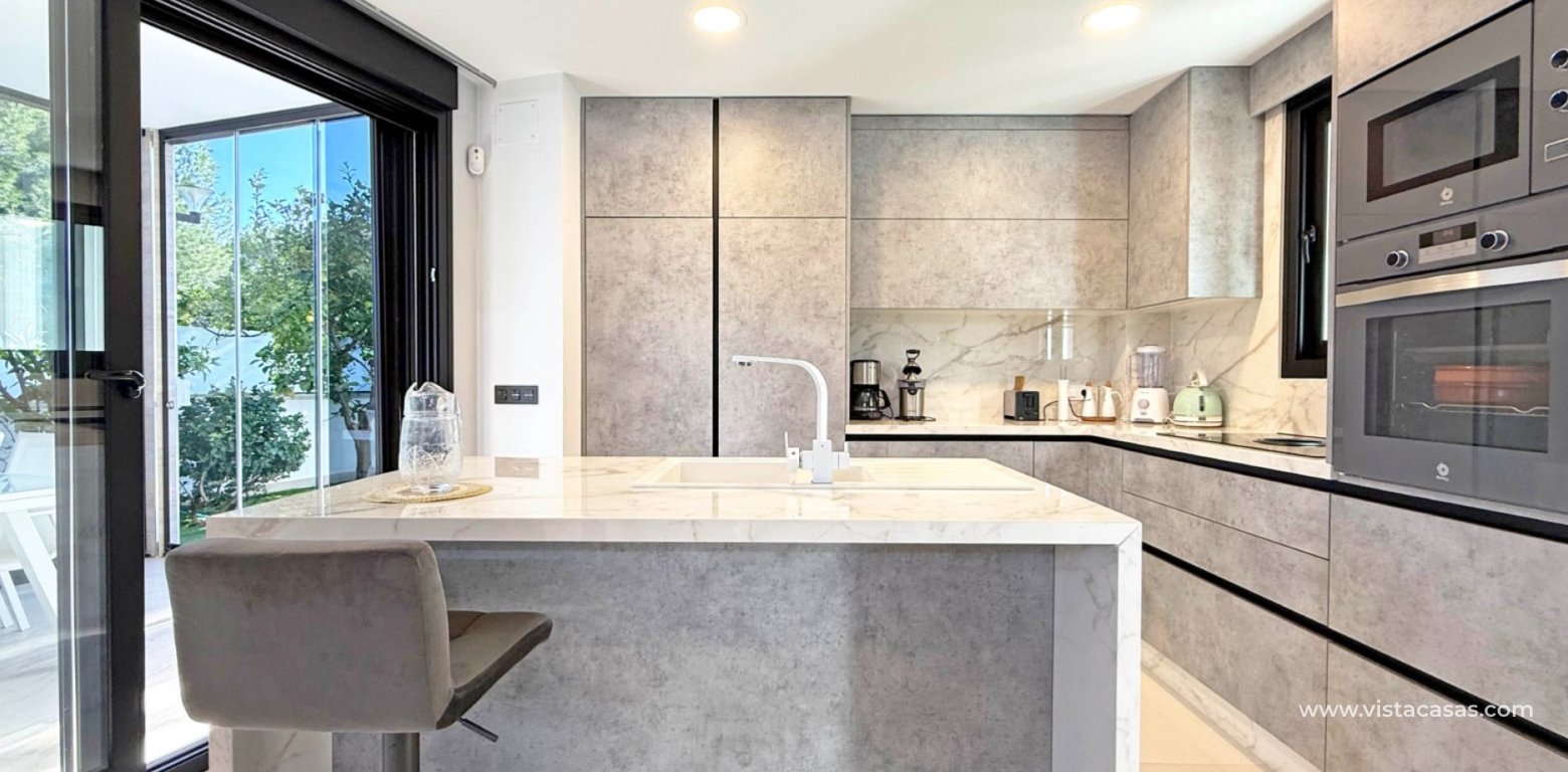 Venta - Chalet - Villamartin