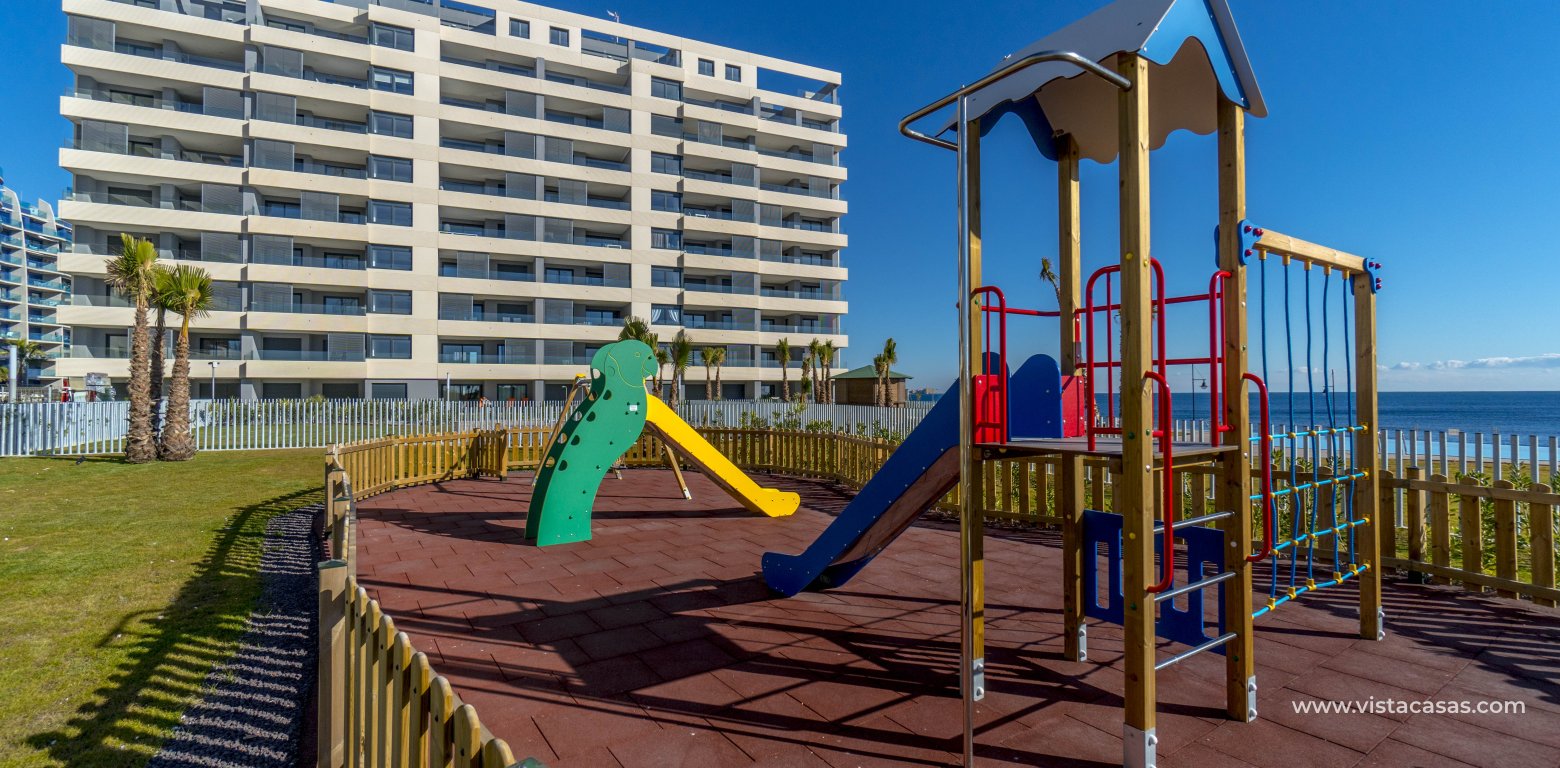 Resale - Apartment - Punta Prima