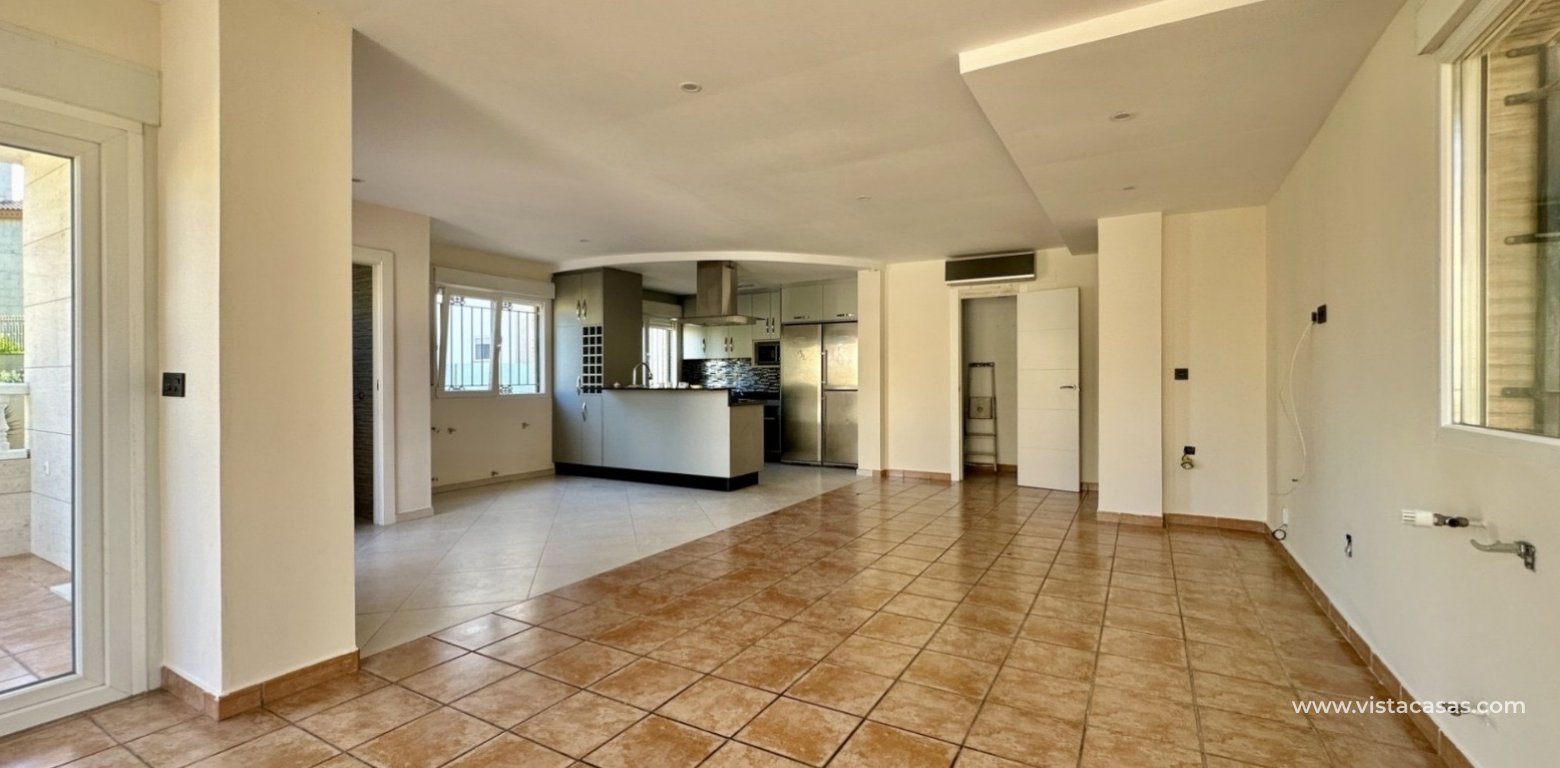 Sale - Villa - Villamartin