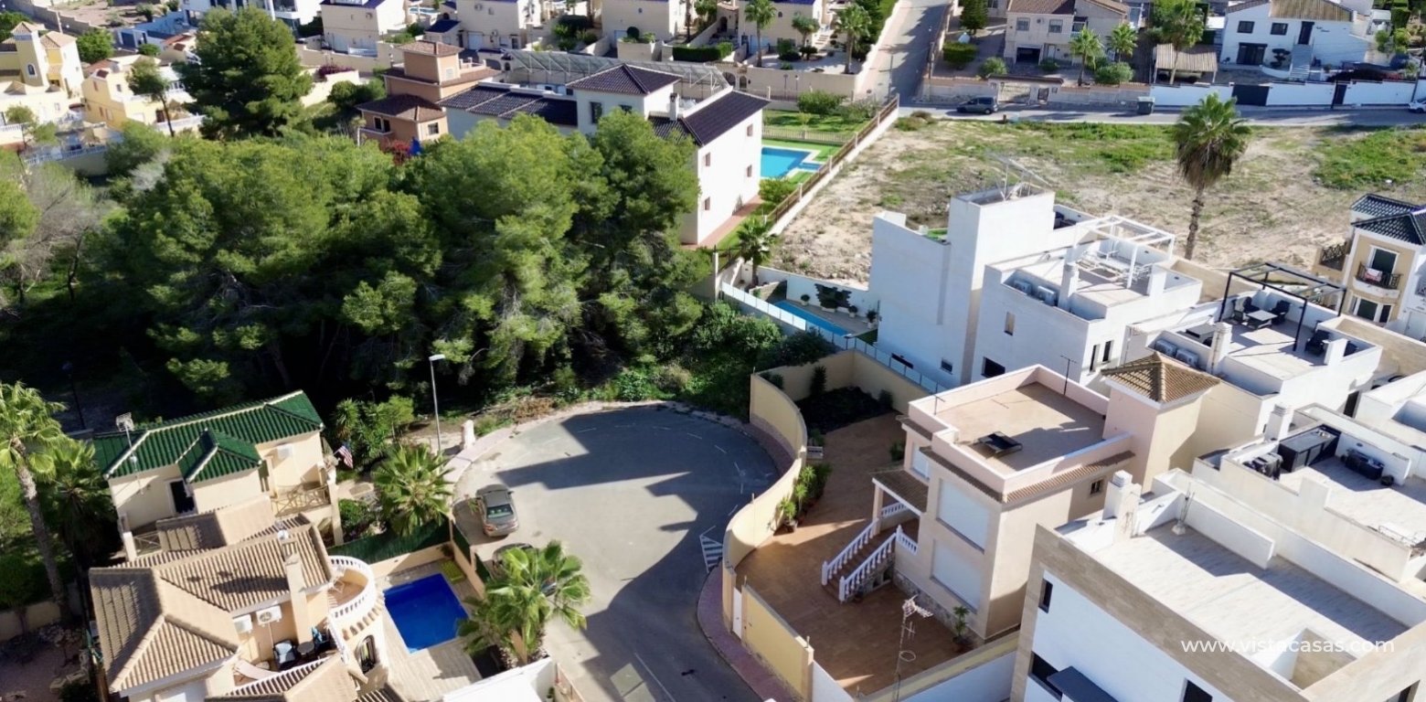 Sale - Villa - Villamartin
