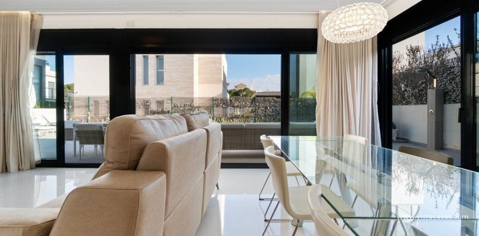 Sale - Villa - Cabo Roig