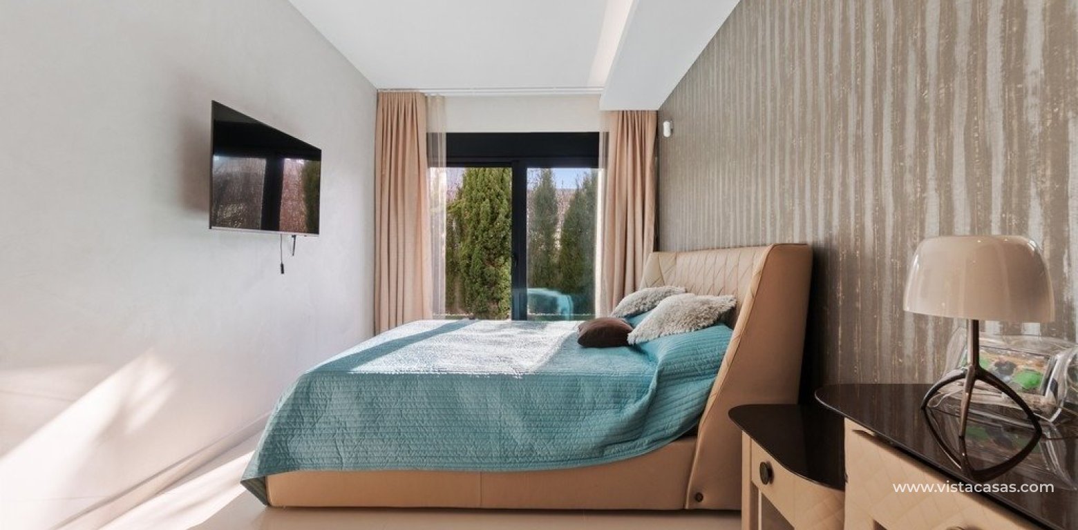 Sale - Villa - Cabo Roig