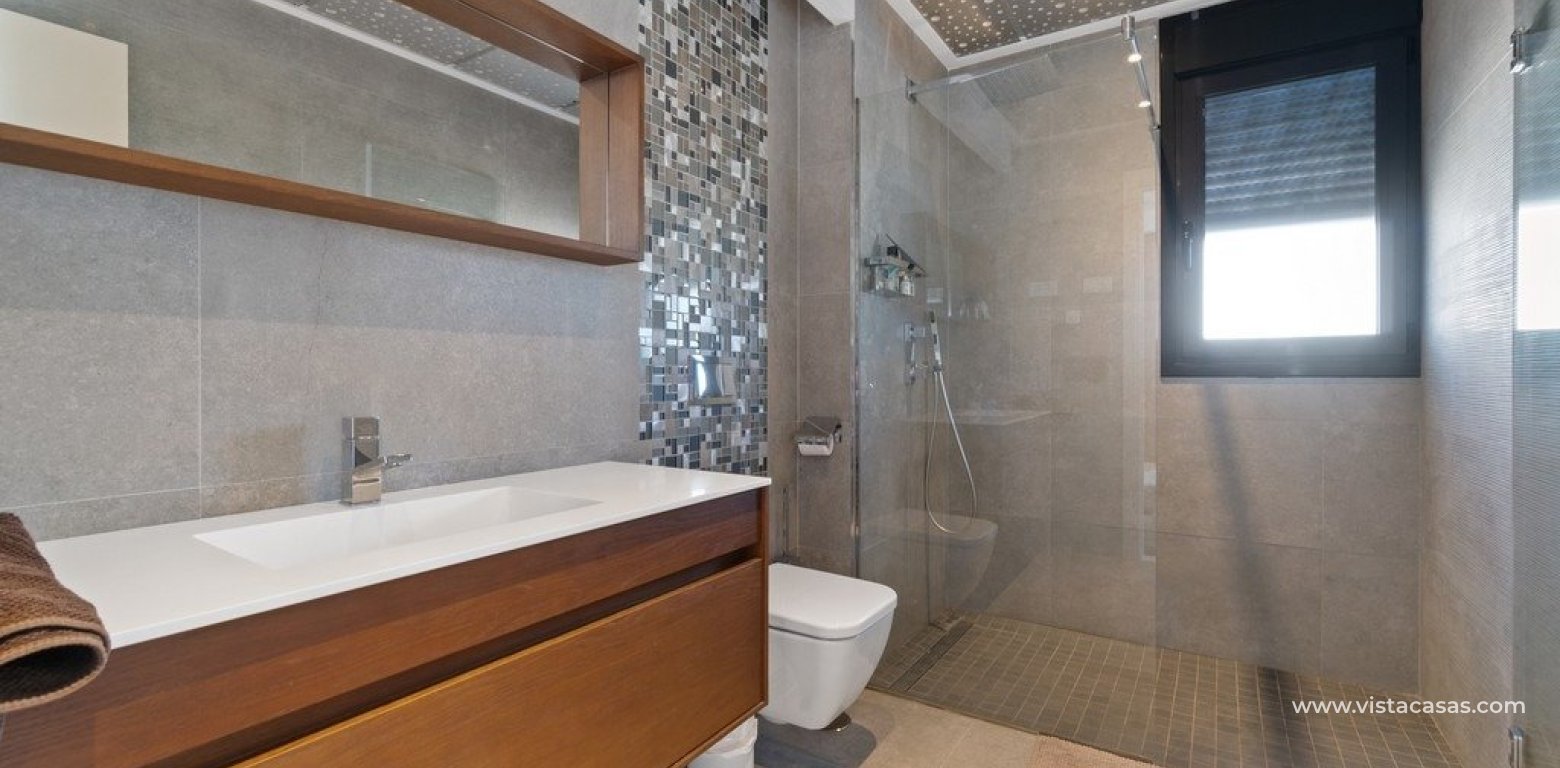 Sale - Villa - Cabo Roig