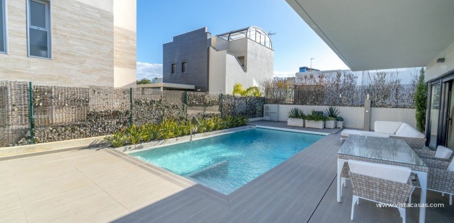 Sale - Villa - Cabo Roig