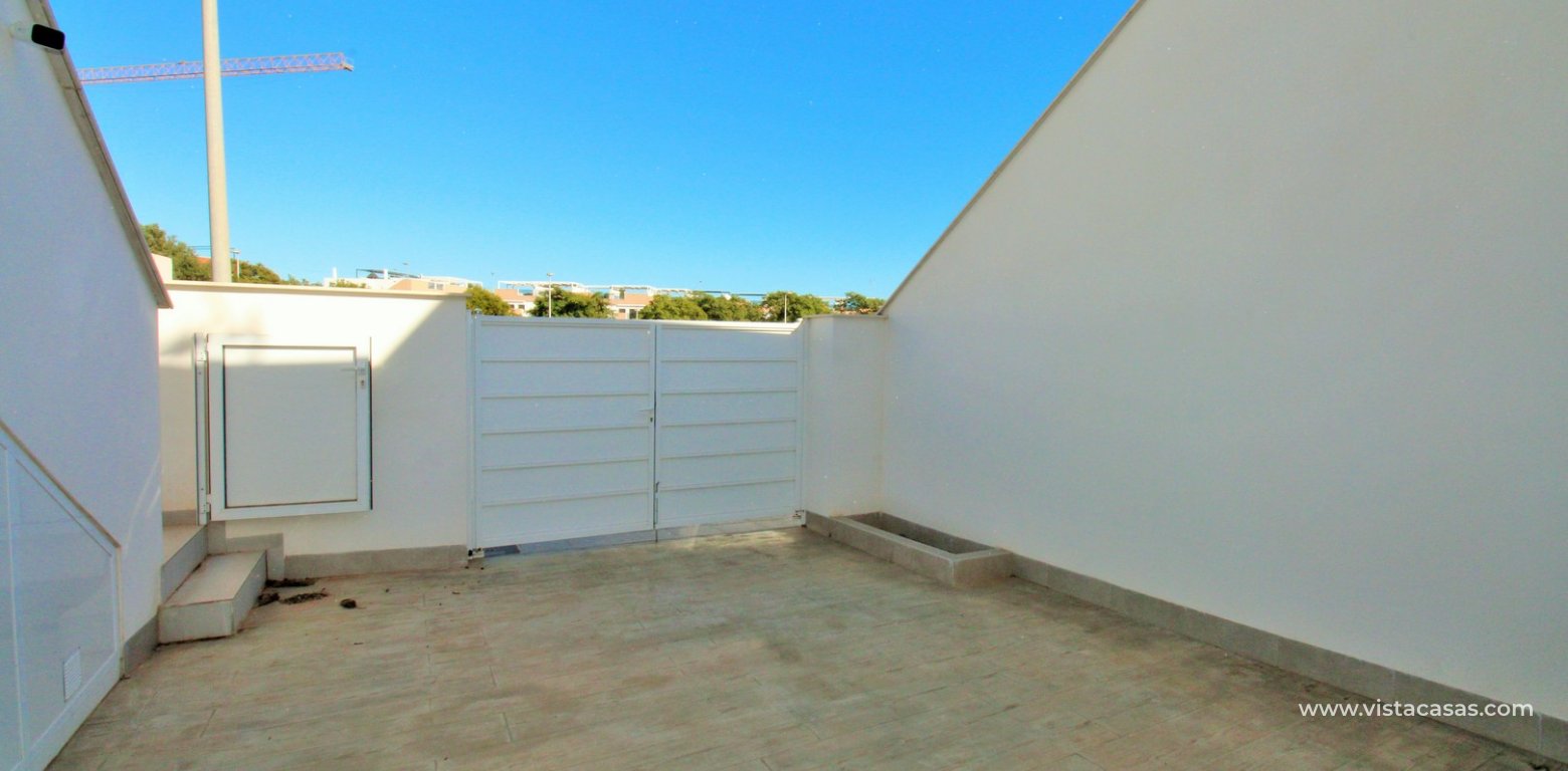 Modern Townhouse with Heated Pool For Sale in Pilar de la Horadada driveway