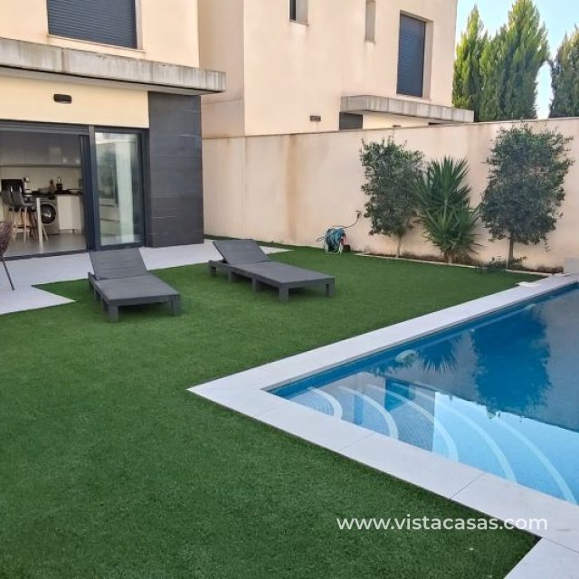Villa - Sale -  - 