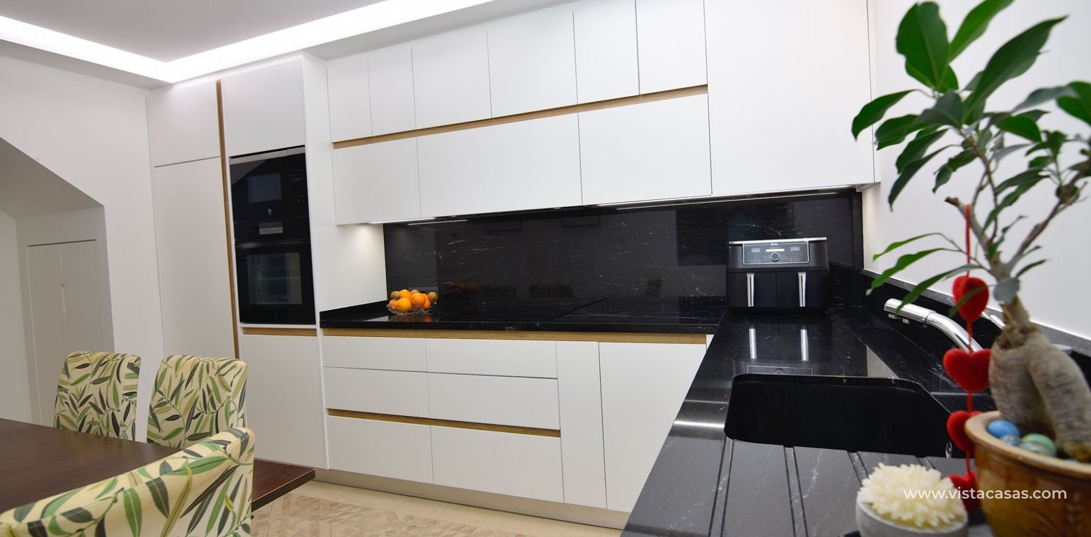 Sale - Townhouse - La Florida