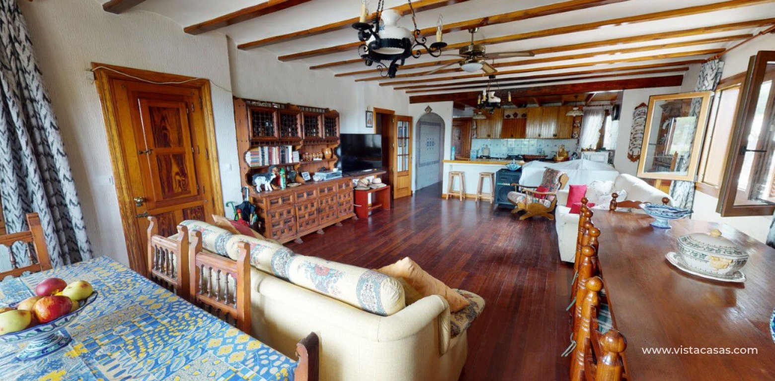 Resale - Villa - Pinar de Campoverde