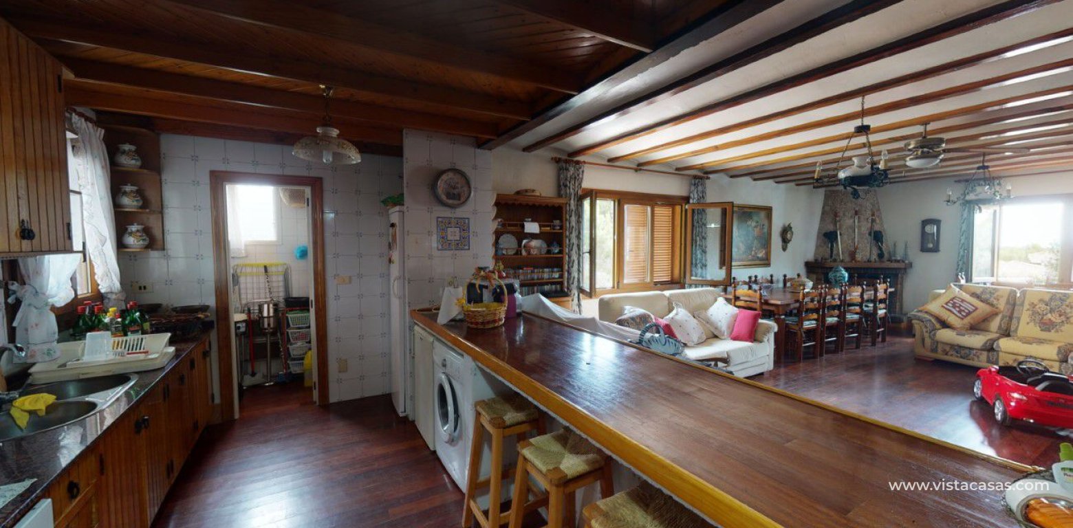 Resale - Villa - Pinar de Campoverde