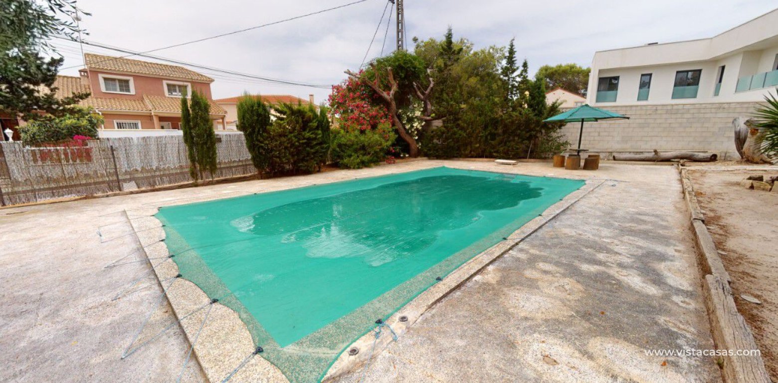 Resale - Villa - Pinar de Campoverde