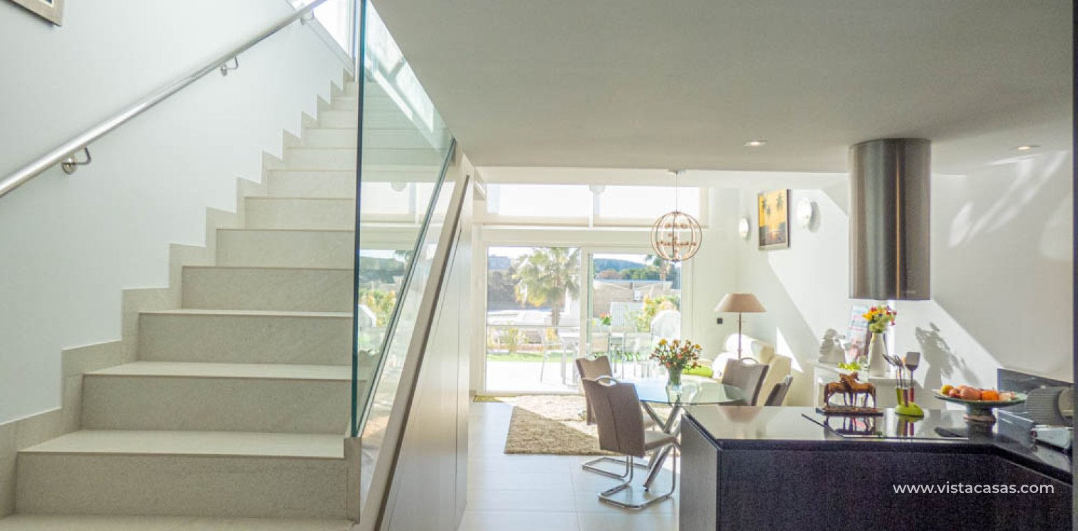 Sale - Villa - Algorfa - La Finca Golf Resort