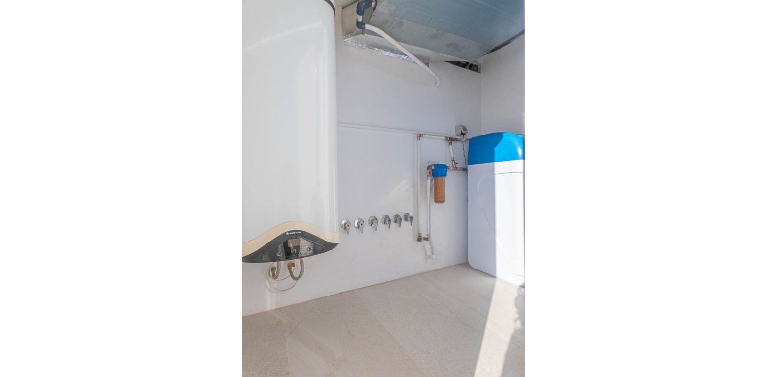 Sale - Villa - Algorfa - La Finca Golf Resort