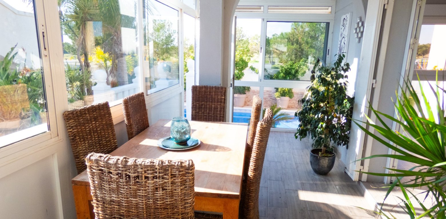 Resale - Villa - Playa Flamenca