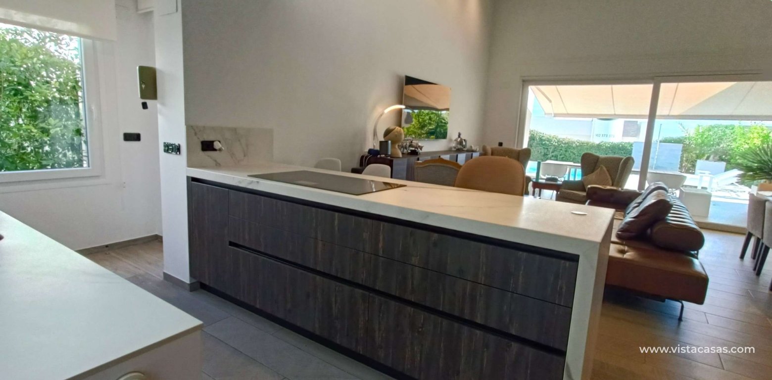 Sale - Villa - Algorfa - La Finca Golf Resort