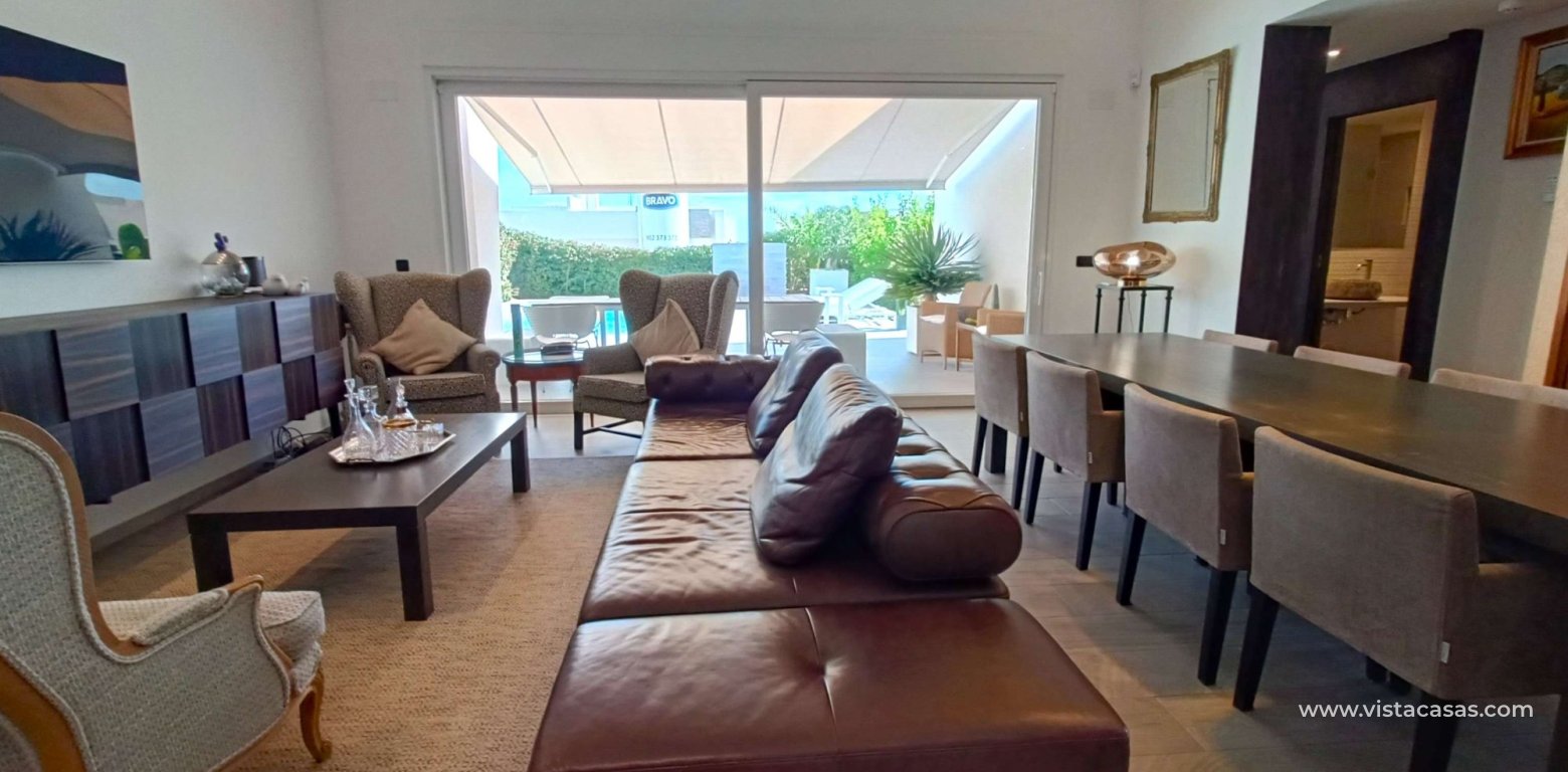 Sale - Villa - Algorfa - La Finca Golf Resort