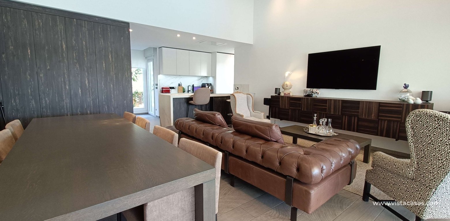 Sale - Villa - Algorfa - La Finca Golf Resort