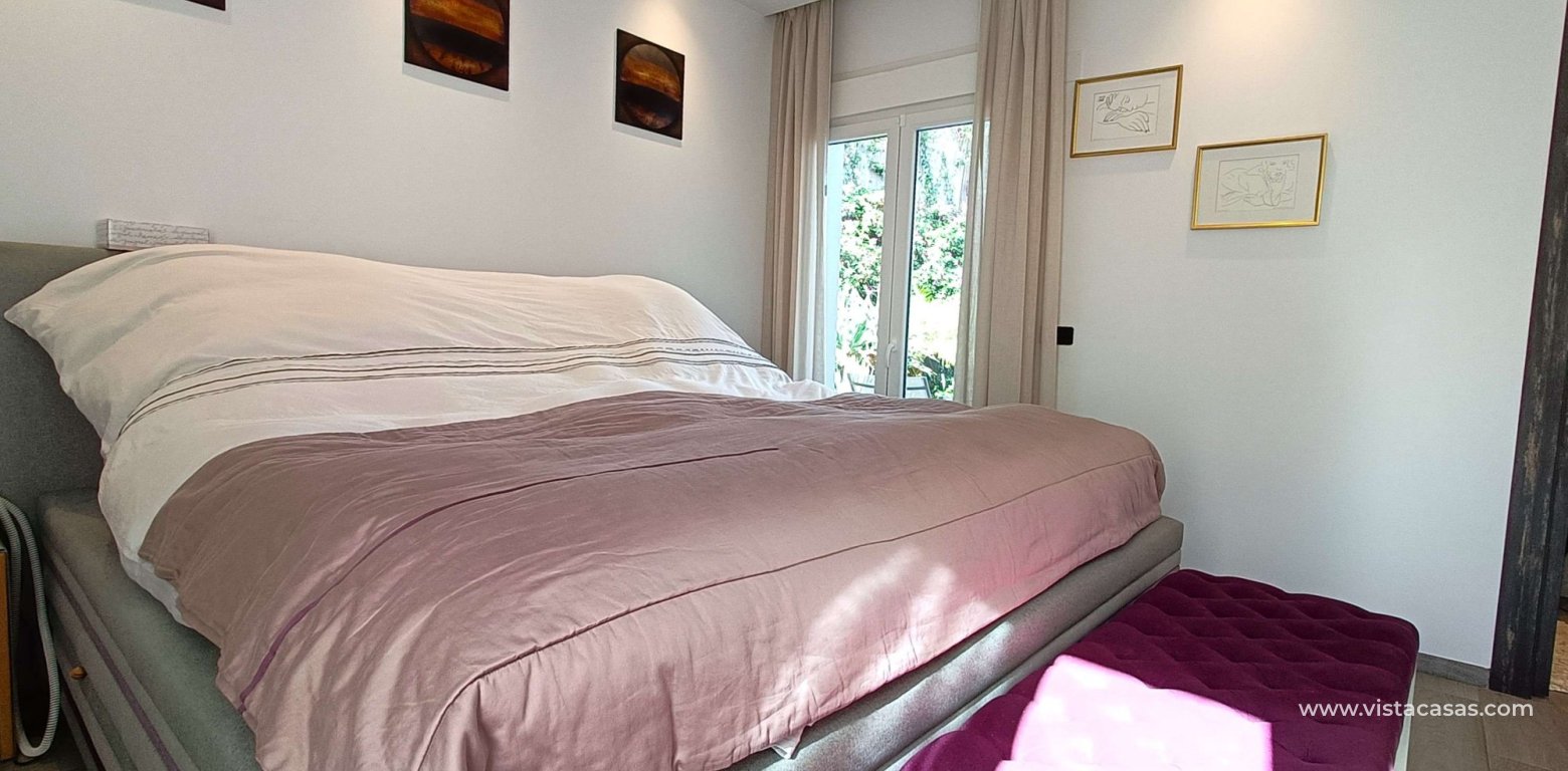 Sale - Villa - Algorfa - La Finca Golf Resort