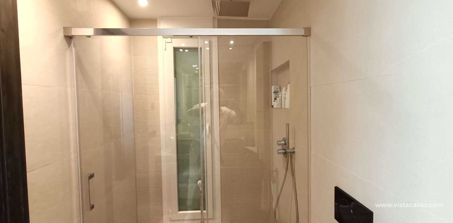 Sale - Villa - Algorfa - La Finca Golf Resort