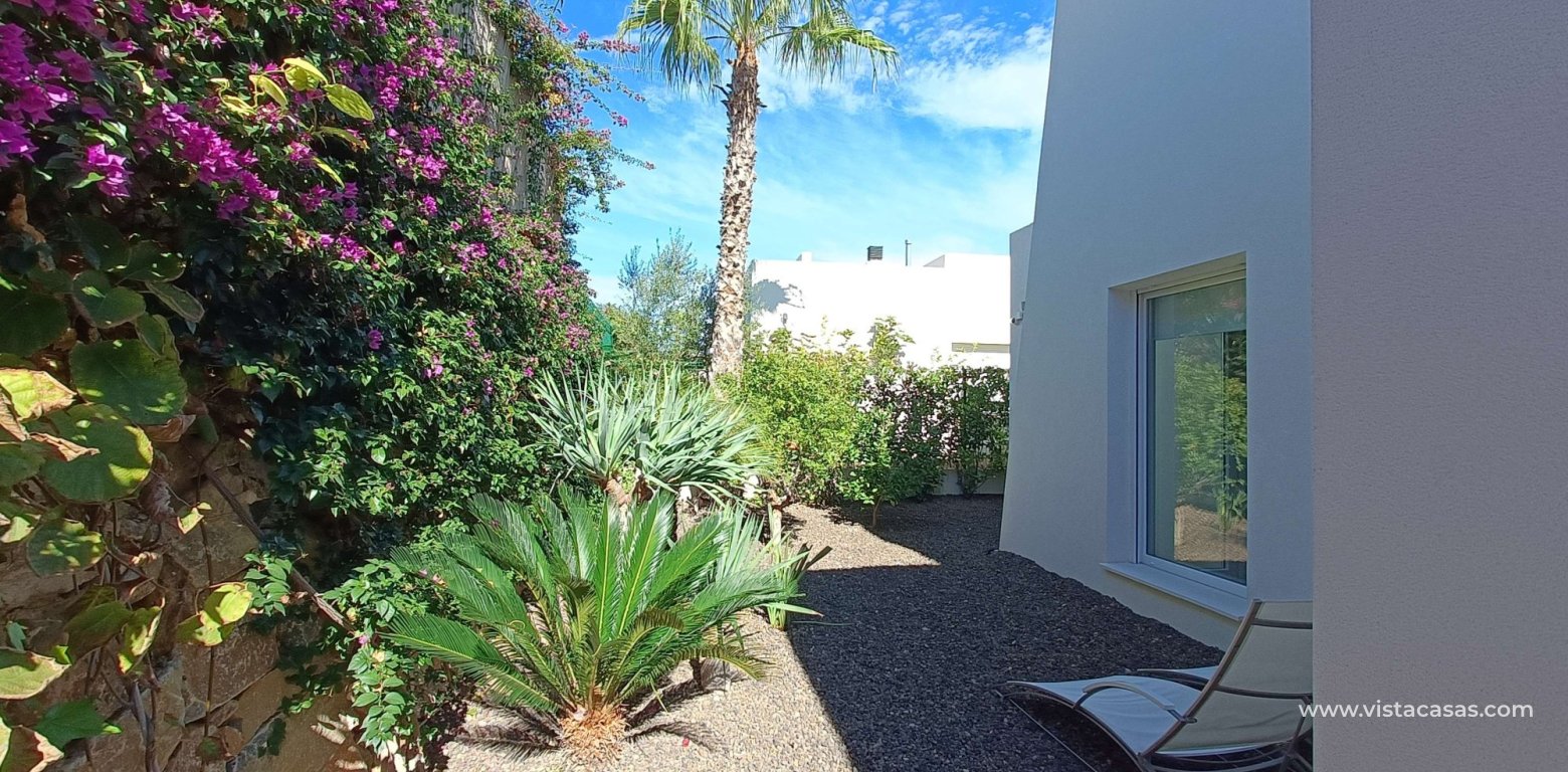 Sale - Villa - Algorfa - La Finca Golf Resort