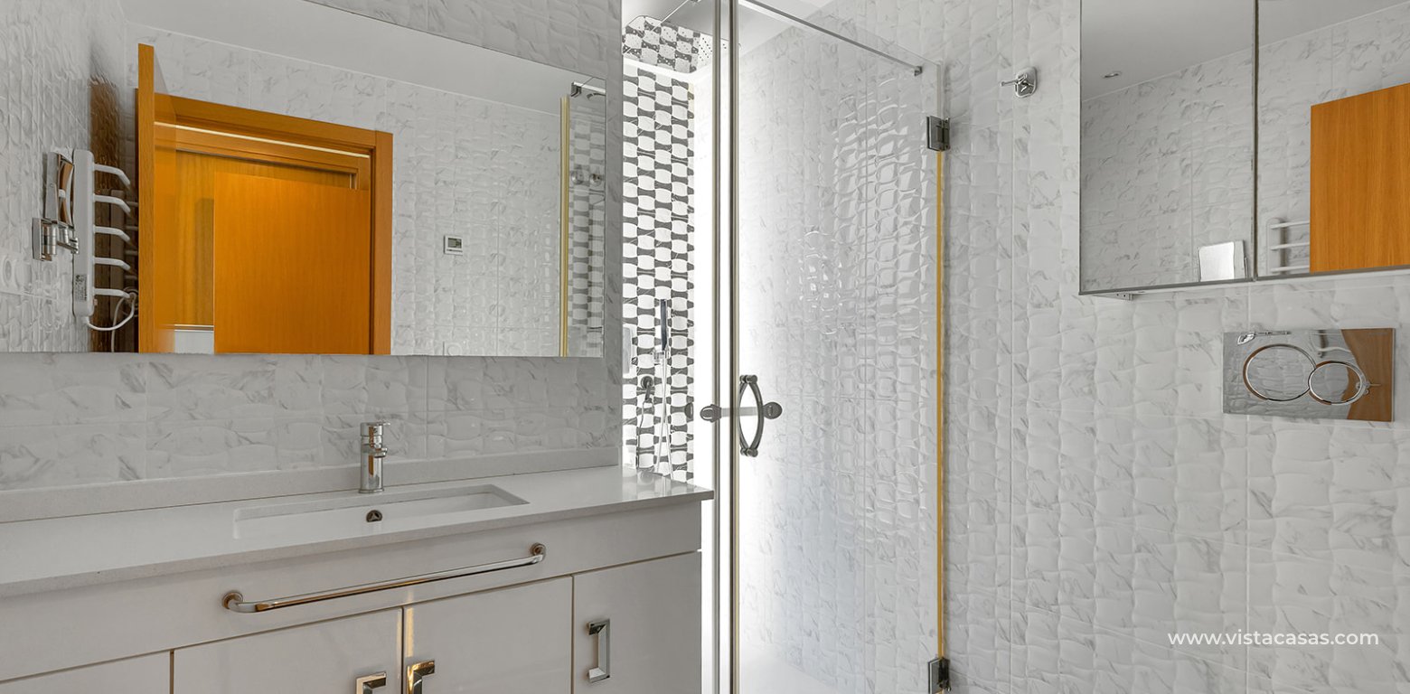 Sale - Lägenhet - Punta Prima