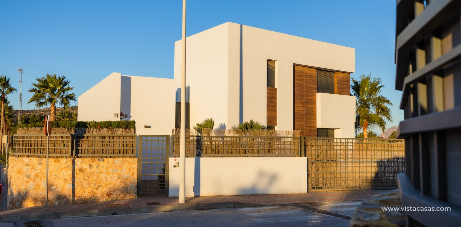 Resale - Villa - Algorfa - La Finca Golf Resort