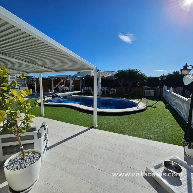 Chalet - Venta - La Marina - La Marina
