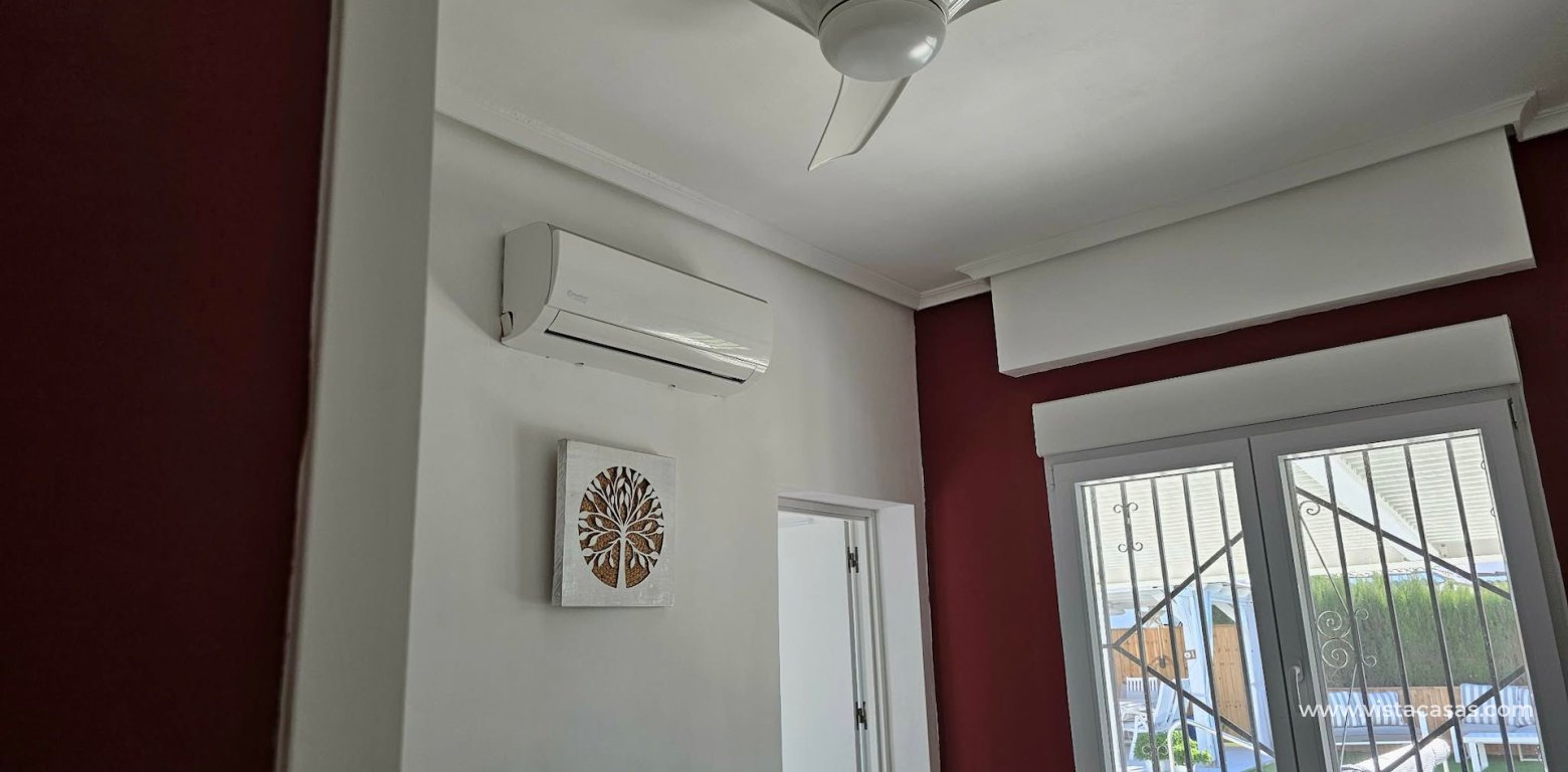 Resale - Villa - La Marina