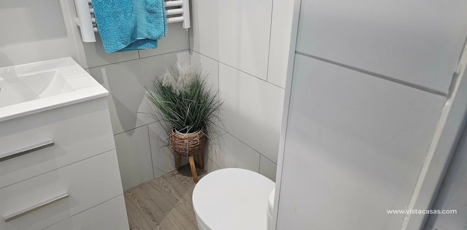 Resale - Villa - La Marina